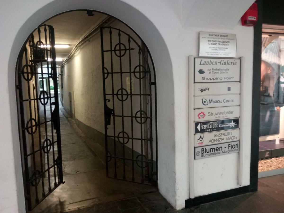 Apartamento 221 *